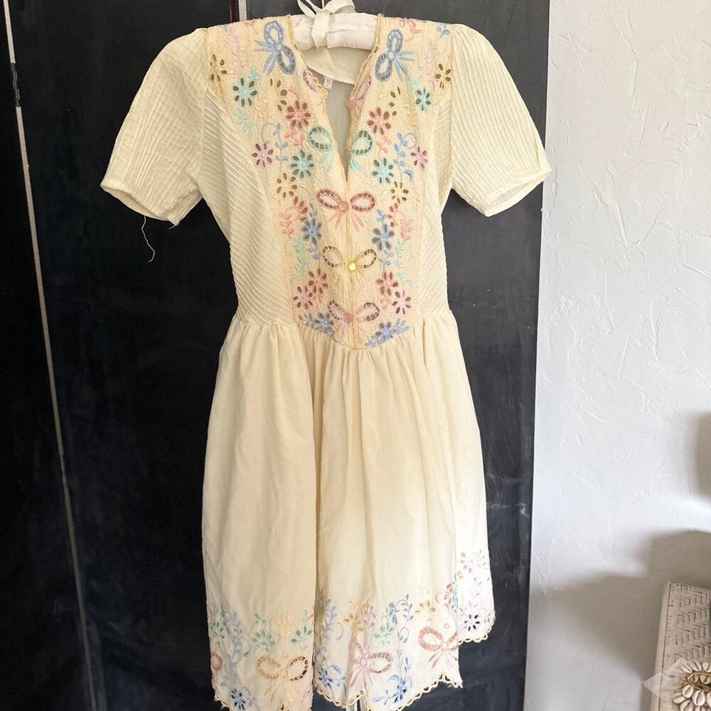 Kids 12 Dress Yellow Vintage 1950s Little Girls Yellow Dress Floral